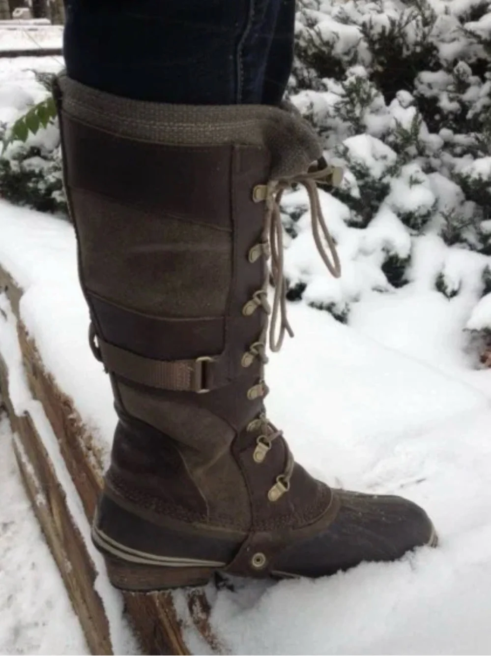Sorel Conquest Carly boots size 8.5